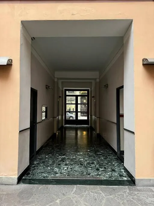 Apartment Grazioso Appartamento In Moscova Milan Italy